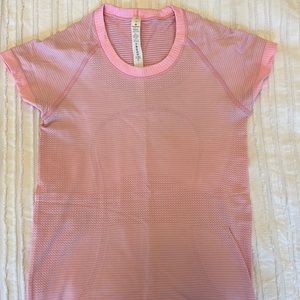 Lululemon swiftly tech short sleeve